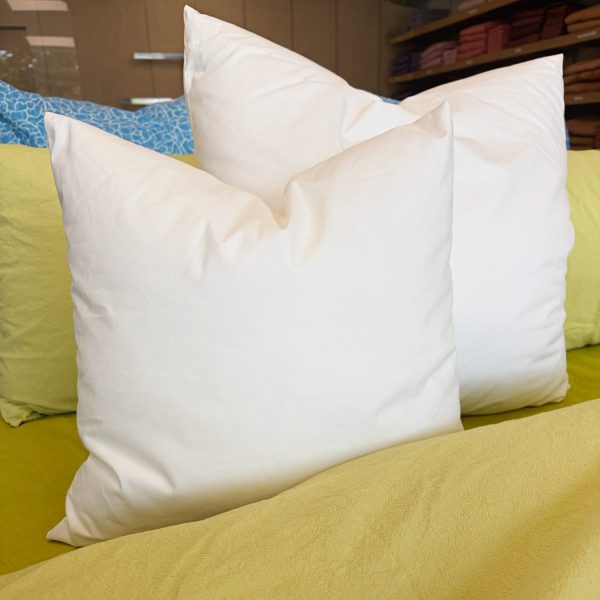 toss cushions